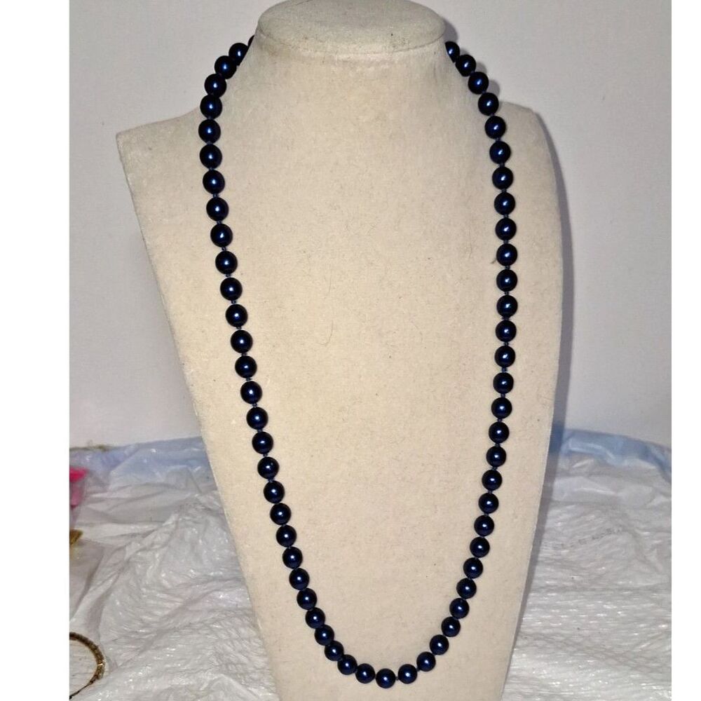 A Vintage Metallic Blue Beaded Women's Necklace Hand Knotted Grandma Chic